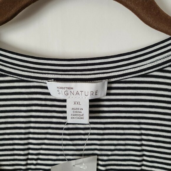 Nordstrom Signature Striped SS Jersey Top XXL Stretch Navy White Scoop Neck NWT - Picture 2 of 4